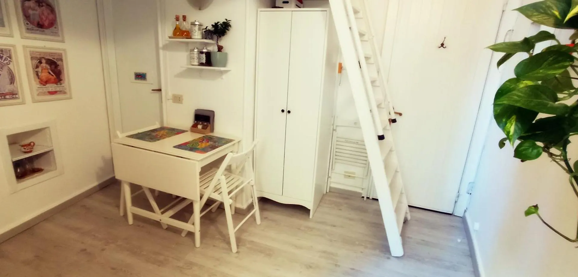 Ai Tre Archi Monolocale Centralissimo Sanremo Apartment 0*,  Italy